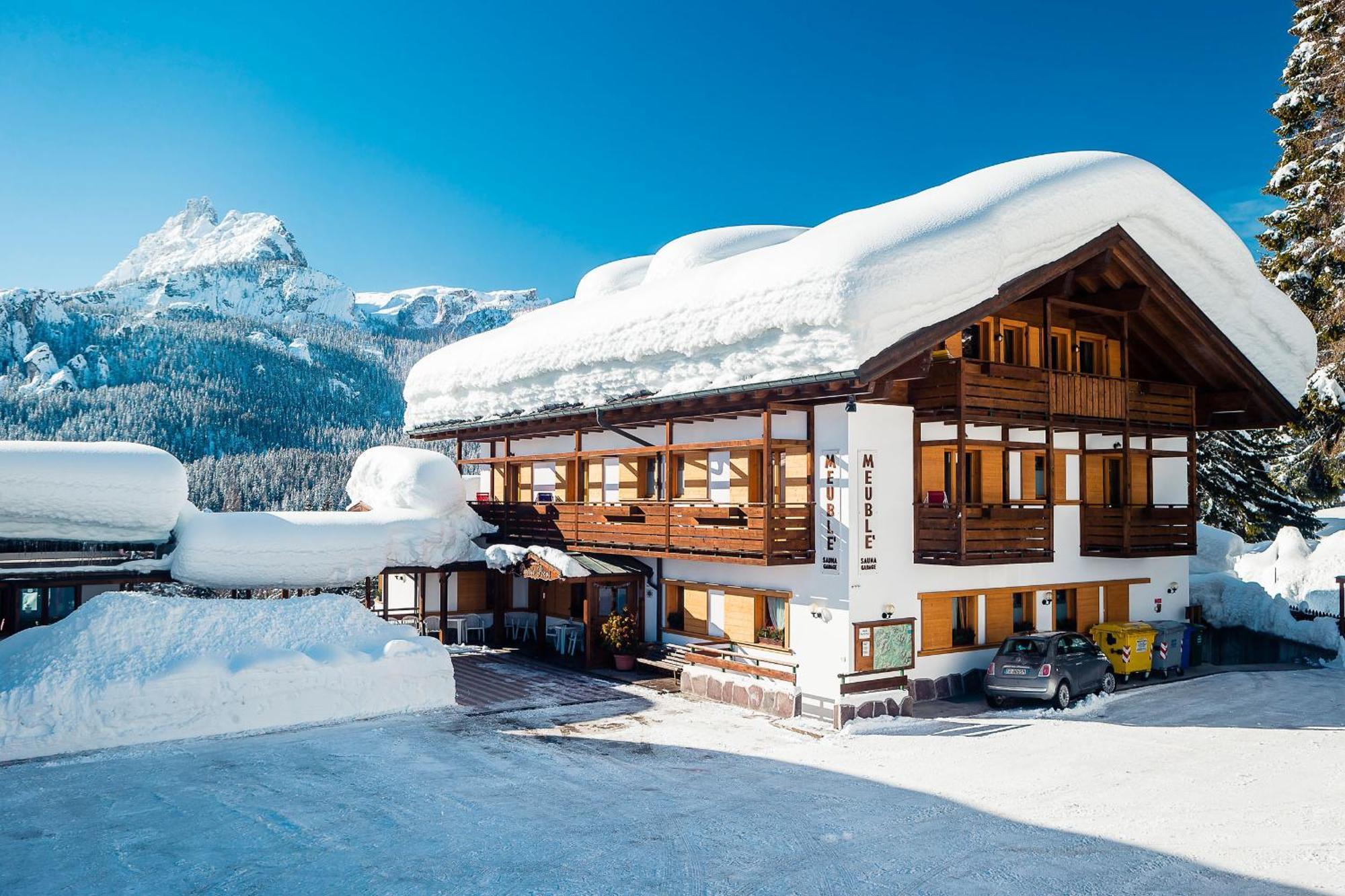 Hotel Piccolo Pocol Cortina d'Ampezzo Bagian luar foto