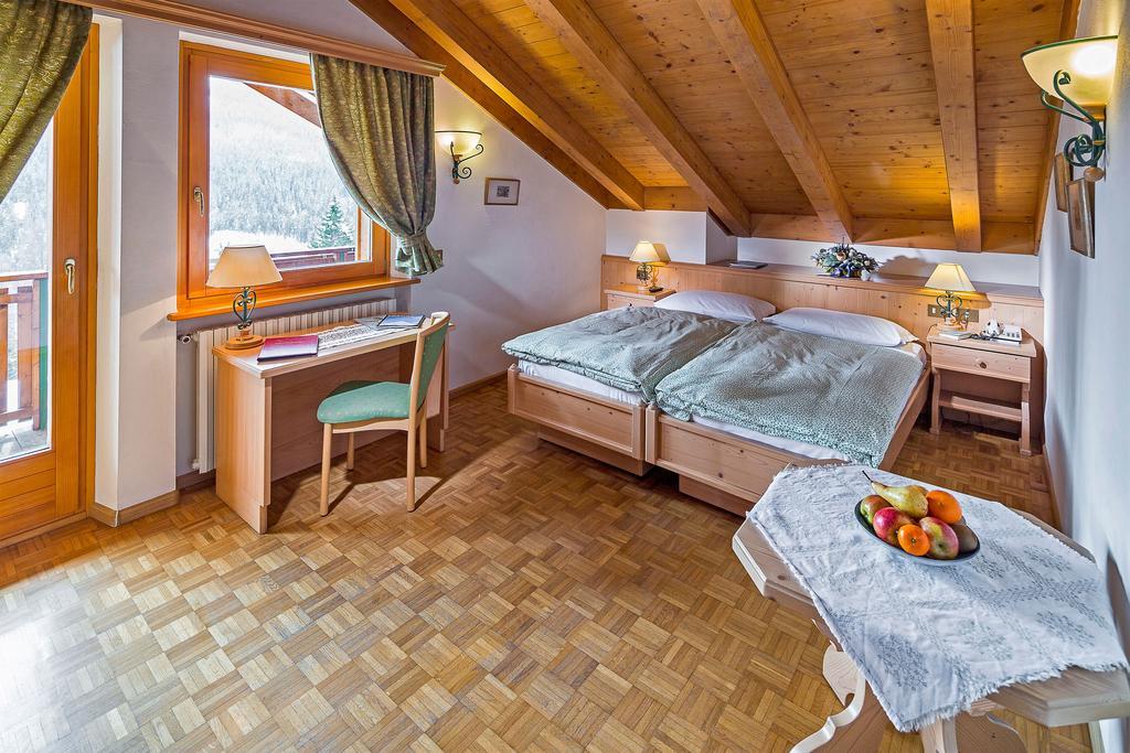 Hotel Piccolo Pocol Cortina d'Ampezzo Ruang foto